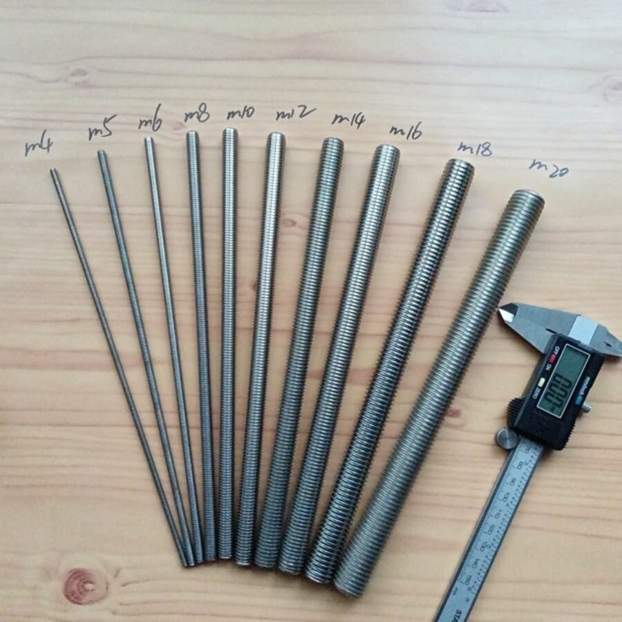 Threaded rods in sizes M4 to M20